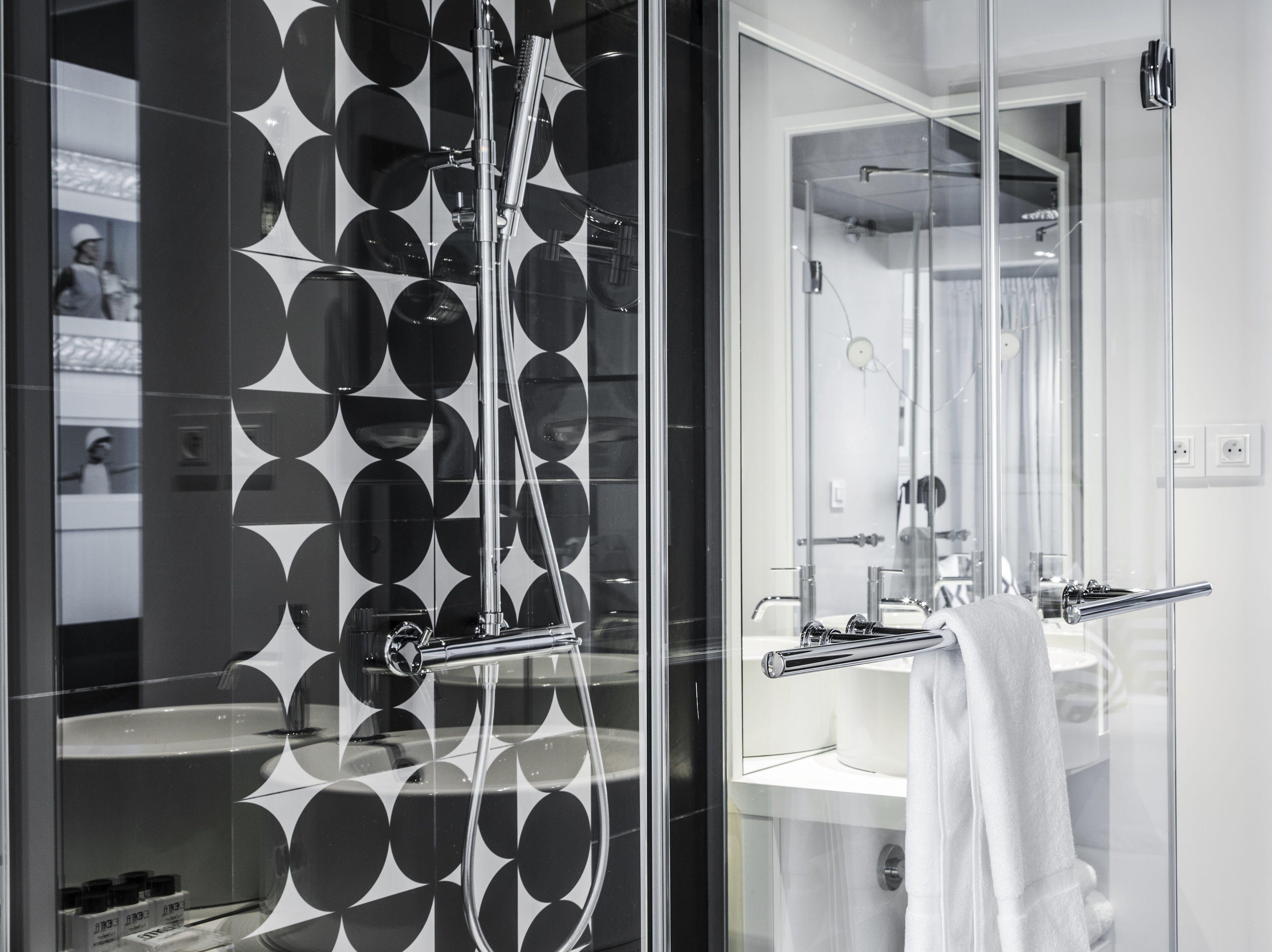 Hotel Ekta Champs Elysées Parigi