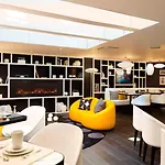 Hotel Ekta Champs Elysees 4*