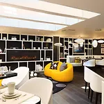 Hotel Ekta Champs Elysees Paris