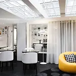 Hotel Ekta Champs Elysees