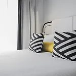 Hotel Ekta Champs Elysees 4*