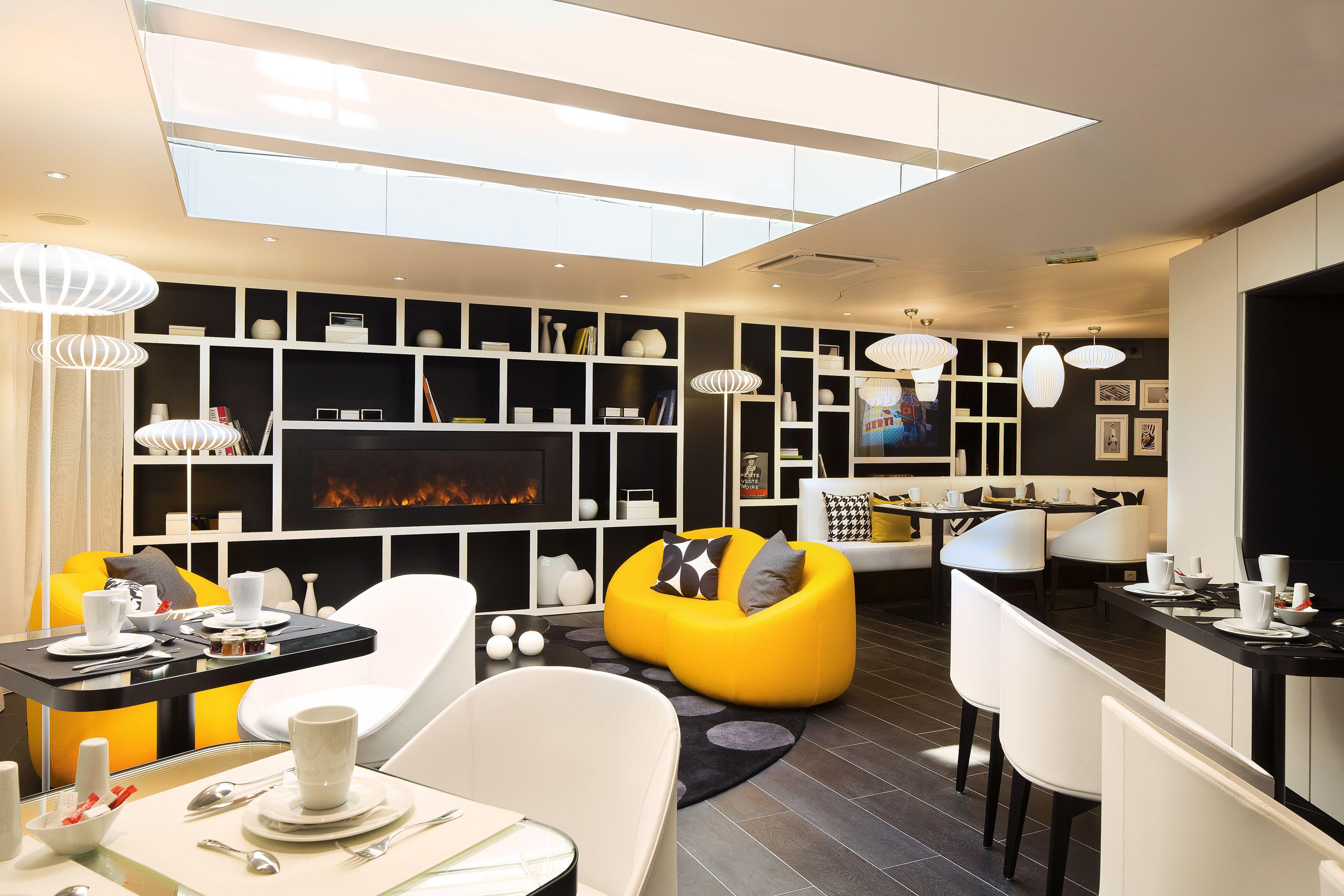 Hotel Ekta Champs Elysées Parigi