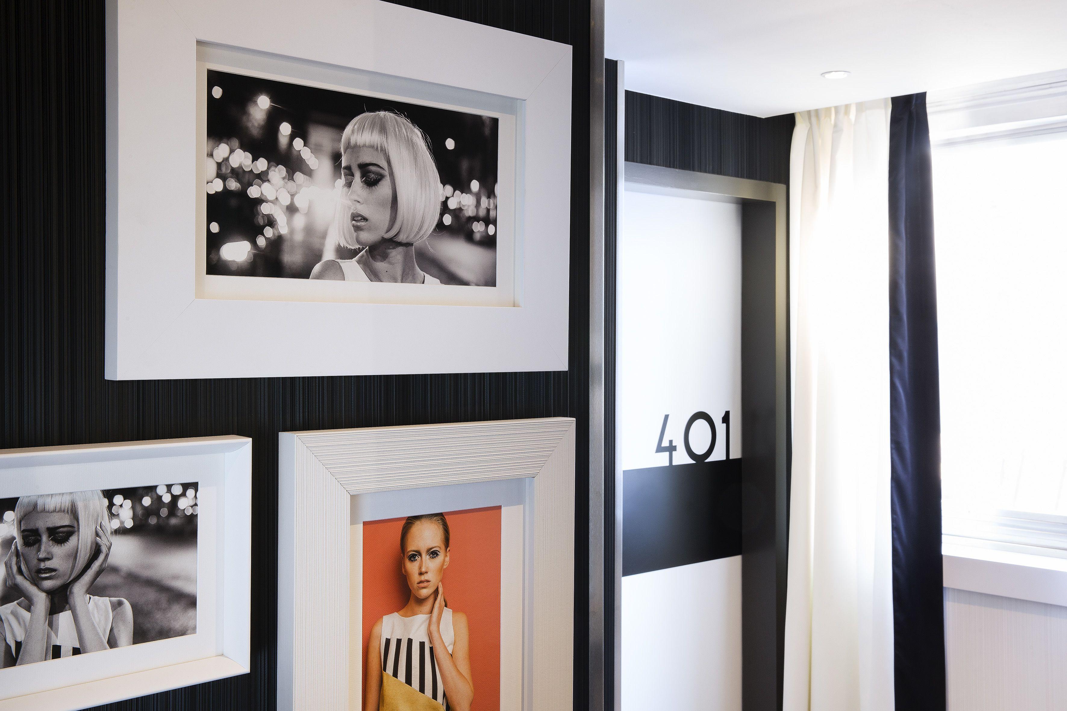 Hotel Ekta Champs Elysées Parigi