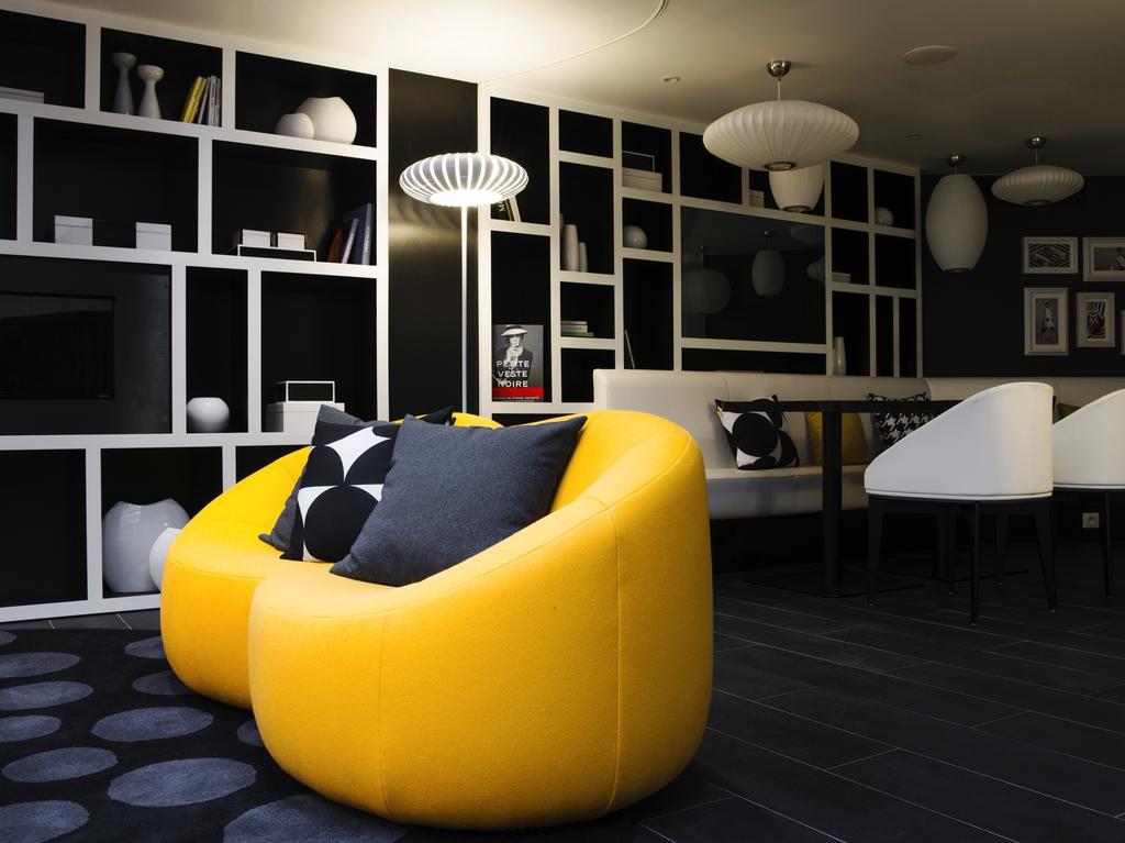 Hotel Ekta Champs Elysees Paris