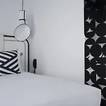 Hotel Ekta Champs Elysees