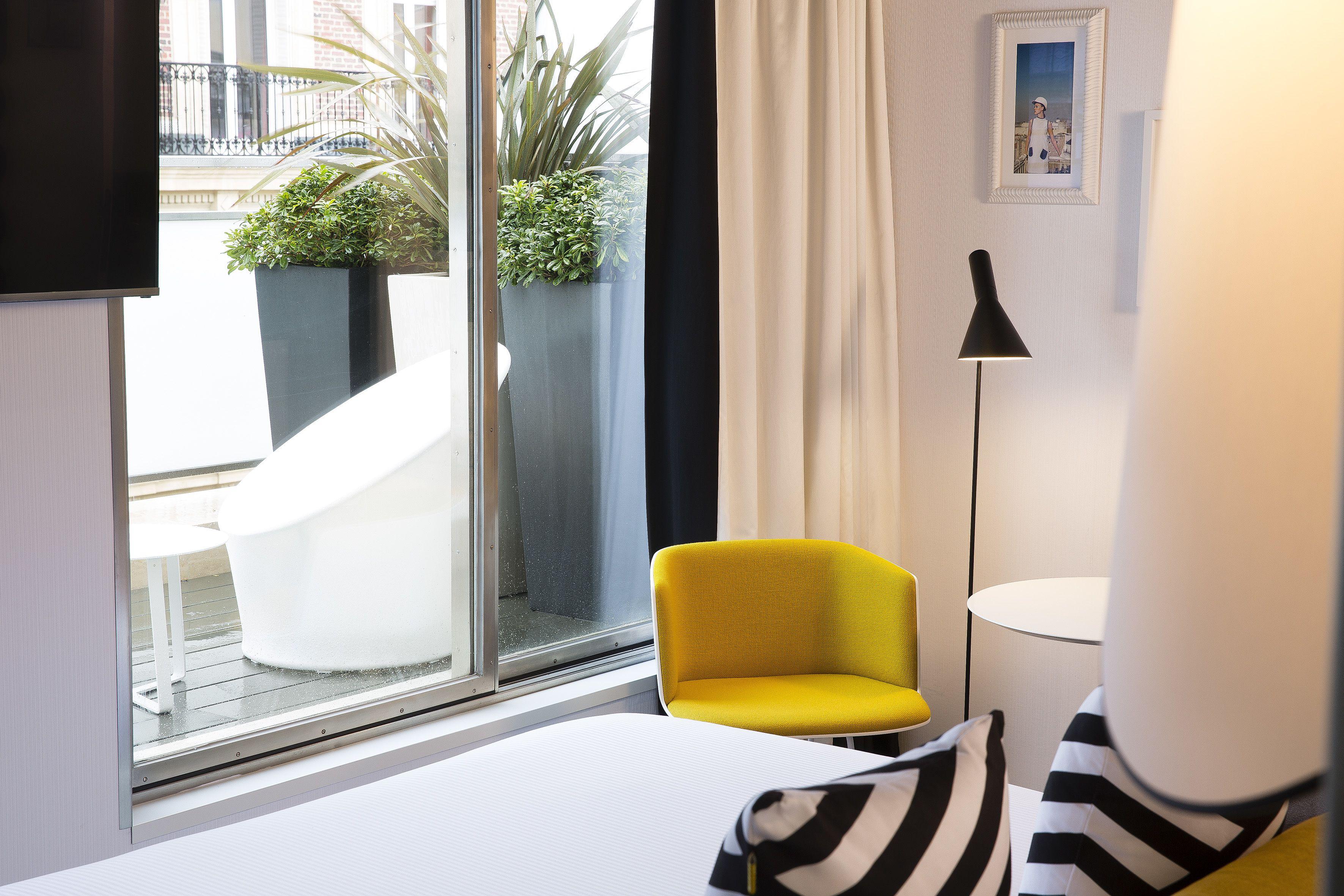 Hotel Ekta Champs Elysees Paris