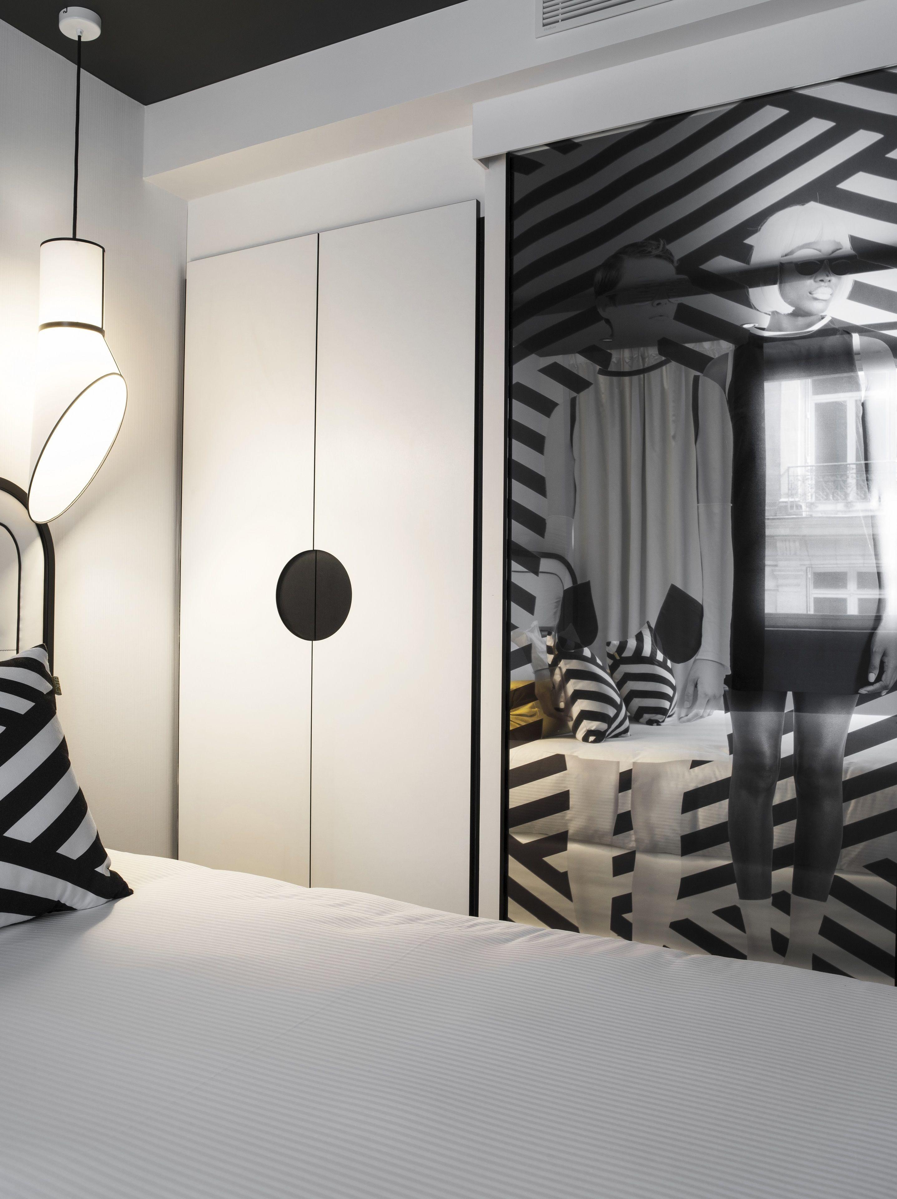 Ekta Champs Elysees Hotel