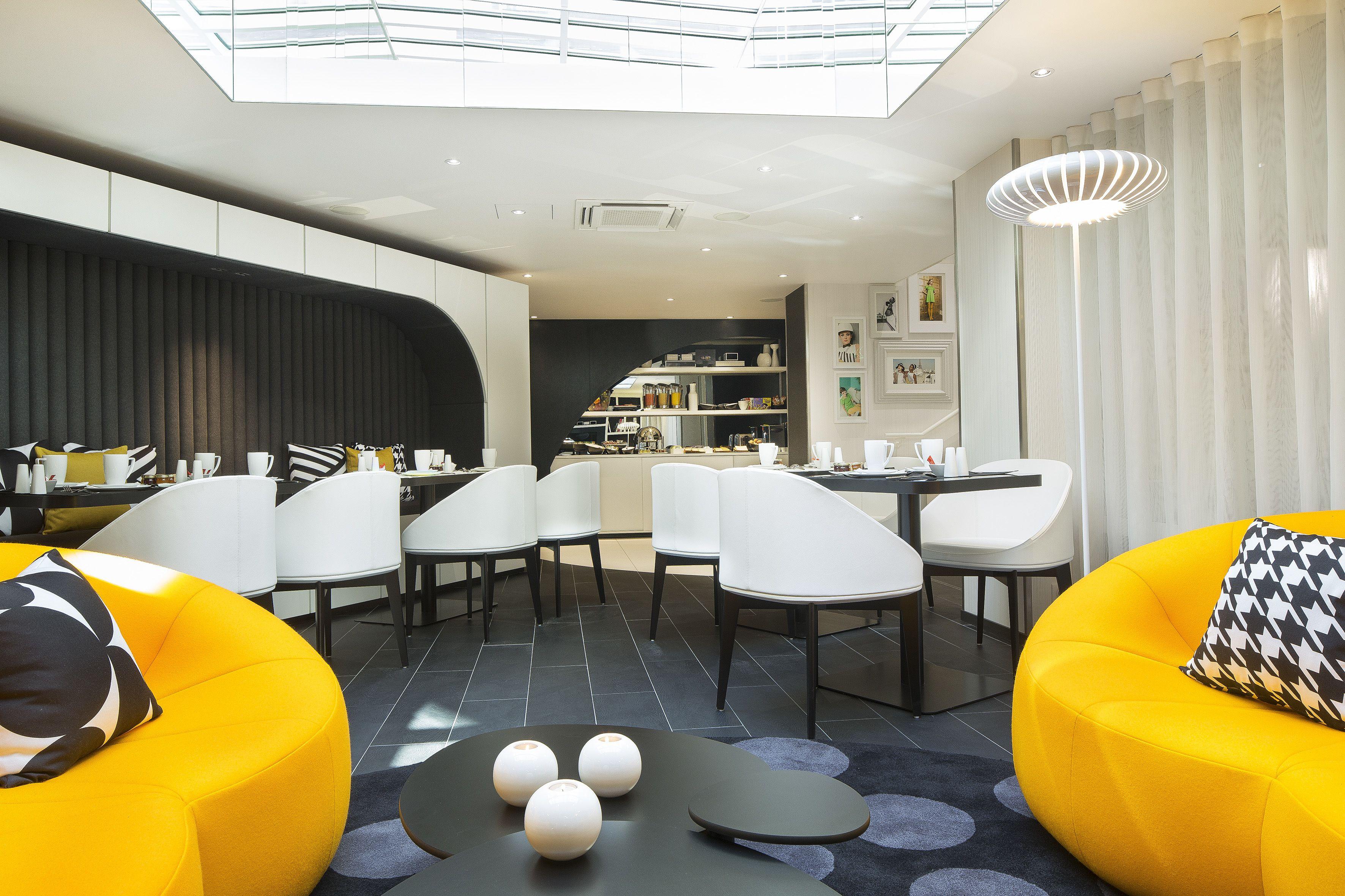 Ekta Champs Elysees Hotel